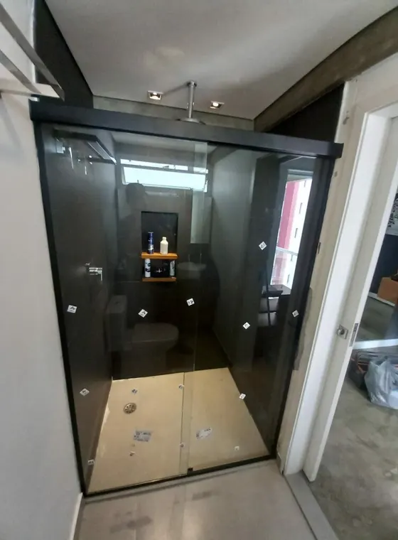 Box de vidro instalado pela Company Box de Vidro em São Paulo — projeto 8
