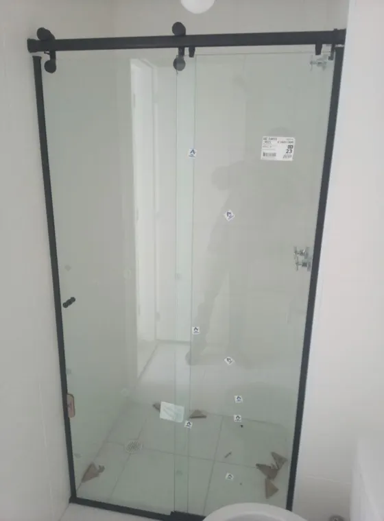 Box de vidro instalado pela Company Box de Vidro em São Paulo — projeto 2
