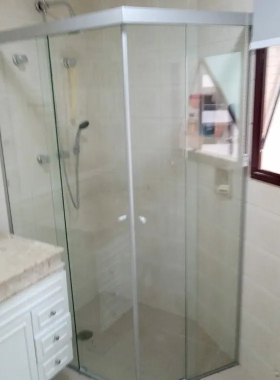 Box de vidro instalado pela Company Box de Vidro em São Paulo — projeto 19