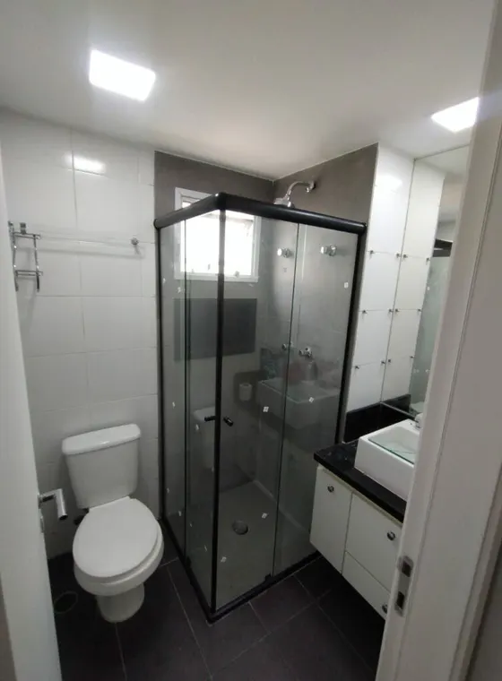 Box de vidro instalado pela Company Box de Vidro em São Paulo — projeto 50
