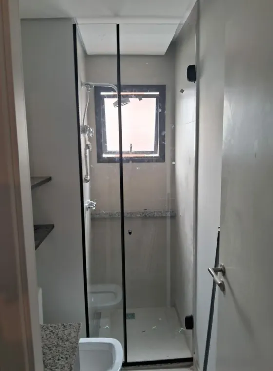 Box de vidro instalado pela Company Box de Vidro em São Paulo — projeto 78