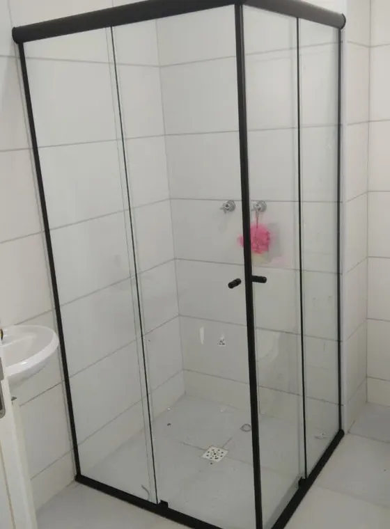 Box de vidro instalado pela Company Box de Vidro em São Paulo — projeto 100